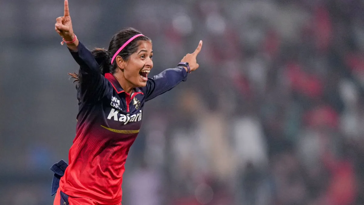 In WPL 2026, Shreyanka Patil creates history with an incredible five-wicket haul against the Gujarat Giants.